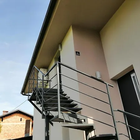 Rosemary & Free Parking Appartement