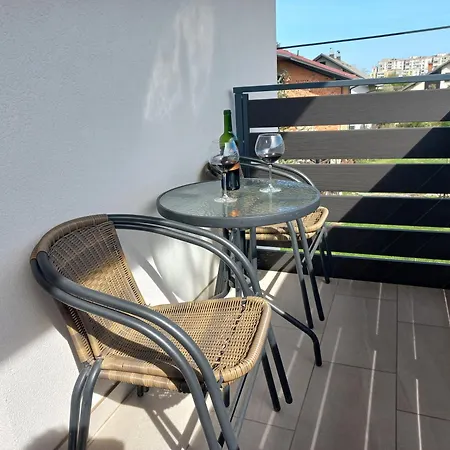 Apartma Rosemary & Free Parking *