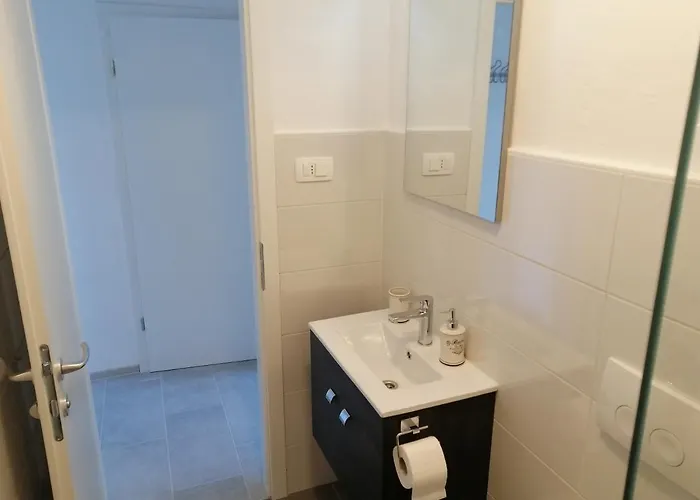 Rosemary & Free Parking *